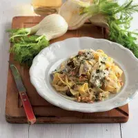 Tagliatelle s fenyklem a rokfórem