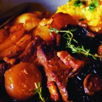 Promačkaný tuřín s karotkou