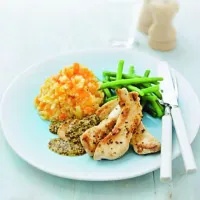 Hořčicové kuře s kaší z celeru a mrkve Hořčicové kuře s kaší z celeru a mrkve