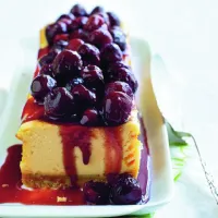 Višňový cheesecake Višňový cheesecake