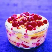 Pečený trifle s malinami Pečený trifle s malinami