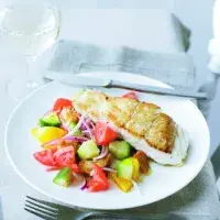 Rajčatový salát s křupavou treskou