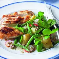 Bramborový salát s ančovičkovým dresinkem