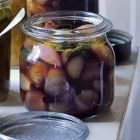Šalotky v balzamikovém octě