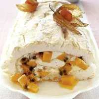 Roláda s mangem a s maracujou Roláda s mangem a s maracujou