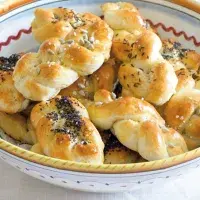 Rohlíky, housky, žemle, hvězdičky Rohlíky, housky, žemle, hvězdičky