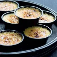 Crema bruciata all’ arancia Crema bruciata all’ arancia