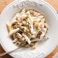 Penne rigate s kozím sýrem Penne rigate s kozím sýrem