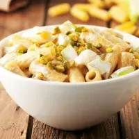 Rigatoni s hruškou a gorgonzolou Rigatoni s hruškou a gorgonzolou