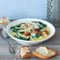 Kuřecí kuličky v minestrone