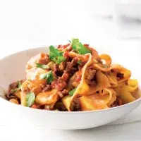 Pappardelle s hovězím a tyrolským špekem