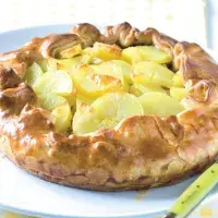 Slaný koláč s bramborami