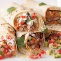 Tortilla s pikantními fazolemi