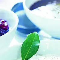 Krémová chlebová omáčka s cibulí