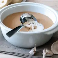 Česneková omáčka