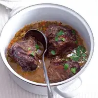 Hovězí líčka na pivě Hovězí líčka na pivě