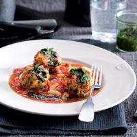 Ricottové gnocchi s mangoldem v rajčatovofazolové omáčce
