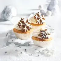 Vánoční cupcaky s medovými perníčky Vánoční cupcaky s medovými perníčky