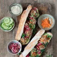 Asijské krůtí masové koule à la bánh mì Asijské krůtí masové koule à la bánh mì