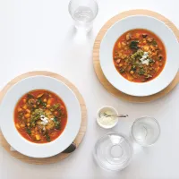 Hrstková polévka minestrone