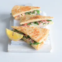 Bliny s uzeným kuřetem a fenyklem