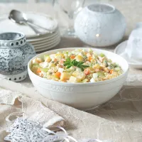 Vrstvený bramborový salát