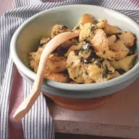 Mačkané bylinkové brambory