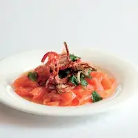 Carpaccio z lososa a omáčka s misem Carpaccio z lososa a omáčka s misem