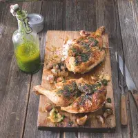 Česnekové kuře s rukolovou zálivkou