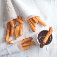 Churros s chilli čokoládou 