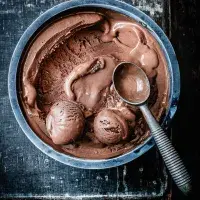 Čokoládová zmrzlina s černým pepřem Čokoládová zmrzlina s černým pepřem