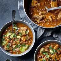 Dušený vepřový bůček s borlotti fazolemi