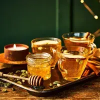 Horký cider s medem a zázvorem