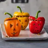 Zdravé halloweenské plněné papriky