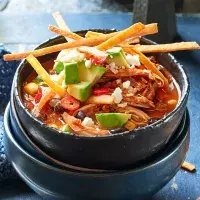 Mexická kuřecí polévka s tortillou Mexická kuřecí polévka s tortillou