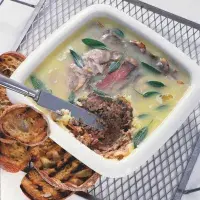 Domácí paštika ve slaninové krustě Domácí paštika ve slaninové krustě