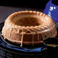 Banánová bábovka s karamelovou polevou