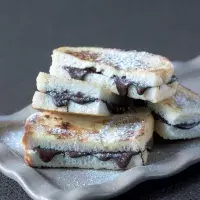 Francouzské tousty plněné čokoládou