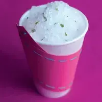 Granita se zázvorem a mátou