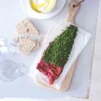 Gravlax s dipem z kozího sýra Gravlax s dipem z kozího sýra