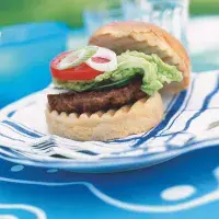 Grilované hamburgery