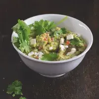 Guacamole s feta sýrem