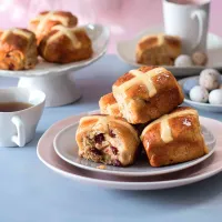 Velikonoční hot cross buns Velikonoční hot cross buns