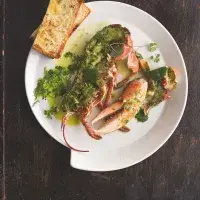 Humr s bylinkovým máslem