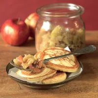 Jablečná marmeláda s ořechy