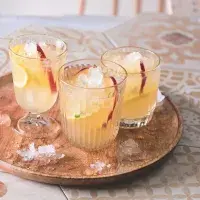 Jablečný drink s Lilletem Jablečný drink s Lilletem
