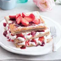 Jahodové mille-feuilles s omáčkou