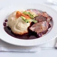 Jehněčí plec na víně Jehněčí plec na víně