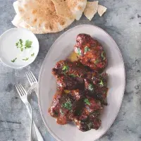 Jehněčí plec s červenou harissou