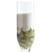 Kokosová panna cotta s kiwi želé Kokosová panna cotta s kiwi želé
